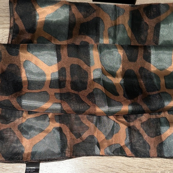 unbranded Accessories - Elegant Brown and Black Scarf